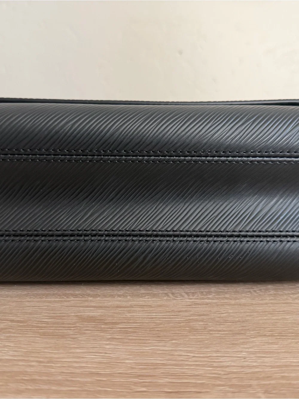 Louis Vuitton classic louis
